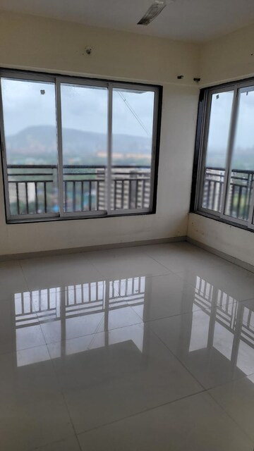 Kitchen in 3 BHK Apartment at Arihant Residency Sion, Sion – for Sale