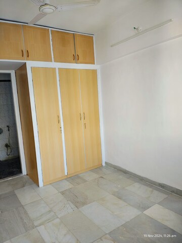 Room in 1 BHK Apartment at Satellite Garden, Goregaon East – for Rent