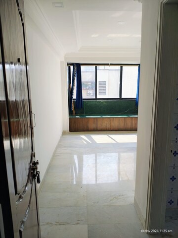 Room in 1 BHK Apartment at Satellite Garden, Goregaon East – for Rent