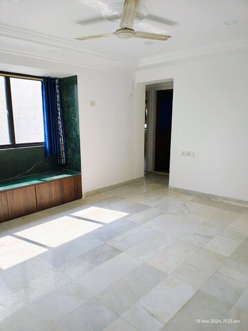 Room in 1 BHK Apartment at Satellite Garden, Goregaon East – for Rent