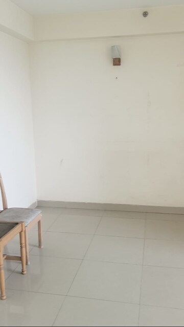 Room in 3.5 BHK Apartment at Dlf New Town Heights, Rajarhat New Town – for Sale