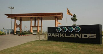  Plot For Sale in BPTP Parkland, Sector 75