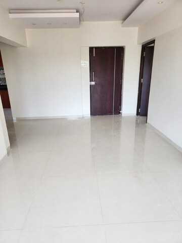 Room in 2 BHK Apartment at Kabra Aurum, Goregaon West – for Rent