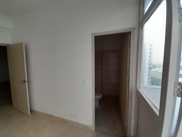 3 BHK Apartment For Rent in Sarvome Shree Homes, Sector 45