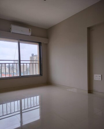 2 BHK Apartment For Rent in Harasiddh Viraaj, Malad East