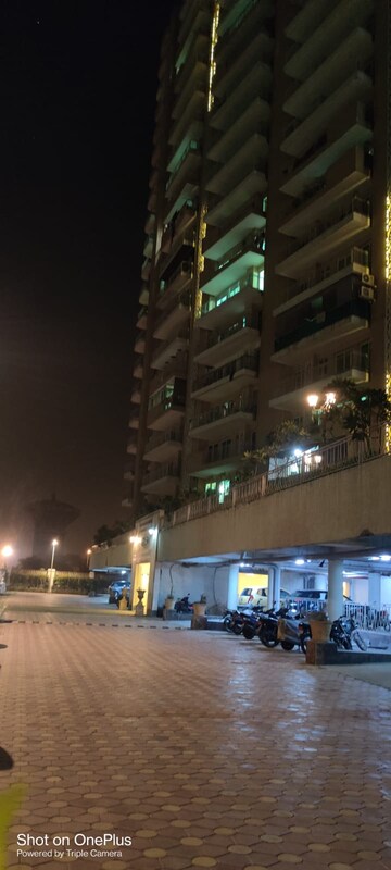 2 BHK Apartment – Exterior View View at Supertech Czar Suites, Omicron I Greater Noida - for Sale