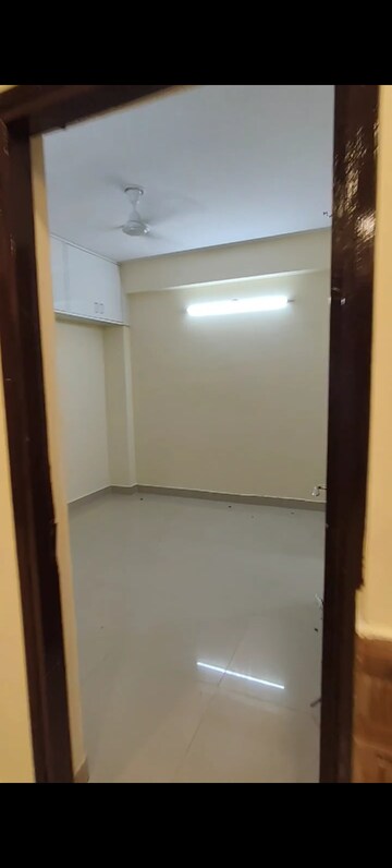 Room in 2 BHK Apartment at Gaur City 2 - 11th Avenue, Sector 16c Greater Noida – for Sale