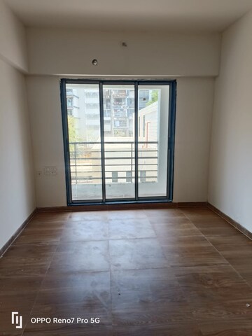 Room in 1 BHK Apartment at Sanghvi Ecocity Woods, Mahajanwadi – for Rent
