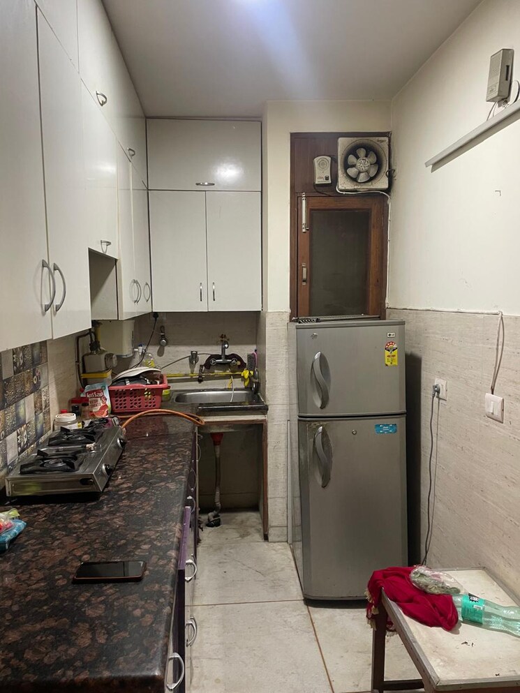 Kitchen, malviya nagar 2 Bedroom 100 Sq.Yd. Builder Floor In Malviya Nagar Delhi 8440201