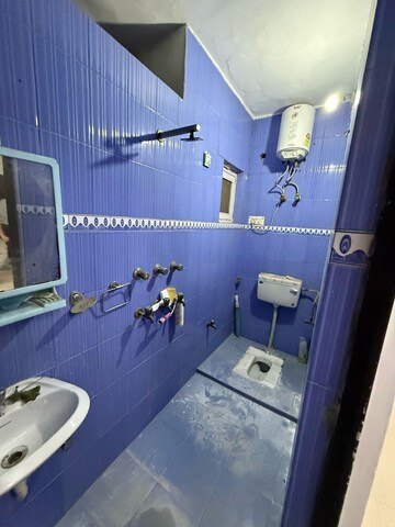 Bathroom in 2 BHK Builder Floor at Govindpuri – for Rent