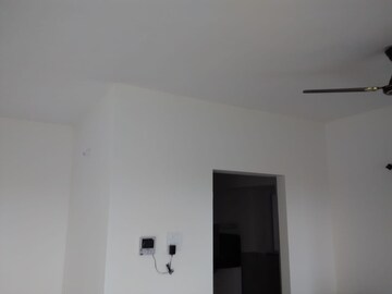 Room in 2 BHK Apartment at Pegasus Megapolis Splendour, Hinjewadi – for Rent