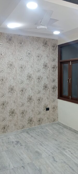 Room in 3 BHK Builder Floor at Govindpuri – for Sale