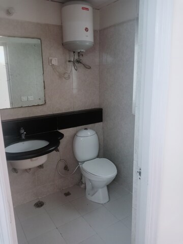 Bathroom in 3 BHK Apartment at Bestech Park View City 1, Sector 48 – for Rent