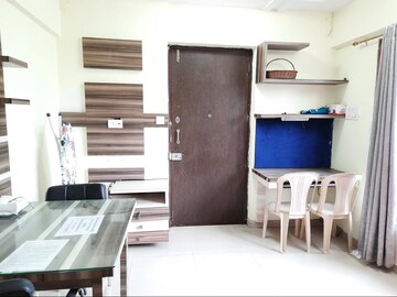 Furnished Amenities in 2 BHK Apartment at Shiv Shakti Tower 28, Malad East – for Rent