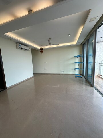 Building Lobby in 2.5 BHK Apartment at Oberoi Realty Splendor, Andheri East – for Sale
