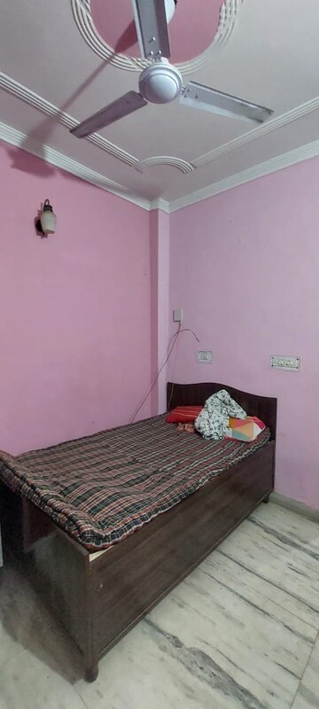 Bedroom in 2 BHK Builder Floor at Govindpuri – for Rent