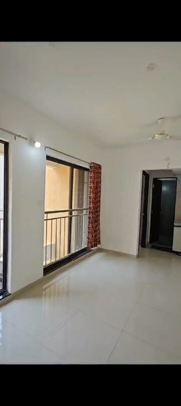 Room in 1 BHK Apartment at Shapoorji Pallonji Joyville Hinjewadi, Hinjewadi – for Rent