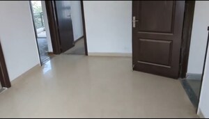 Room in 4 BHK Builder Floor at Bptp Park Floors I, Sector 77 – for Sale