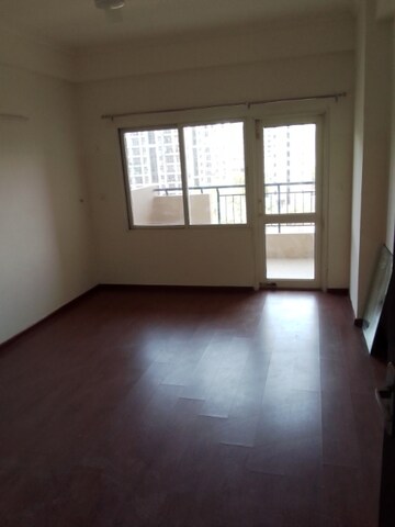 Room in 3 BHK Apartment at Ramprastha Awho, Sector 95 – for Rent