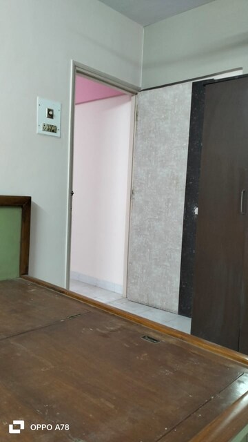 Room in 2 BHK Apartment at New Gokul Plaza CHS Kandivali, Kandivali East – for Rent