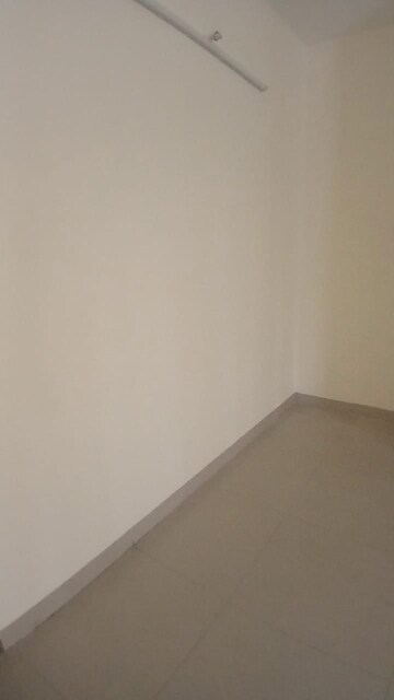Room in 2 BHK Apartment at Kumar Palmgrove, Kondhwa – for Rent