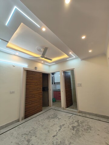 Building Lobby in 2 BHK Builder Floor at Govindpuri – for Sale