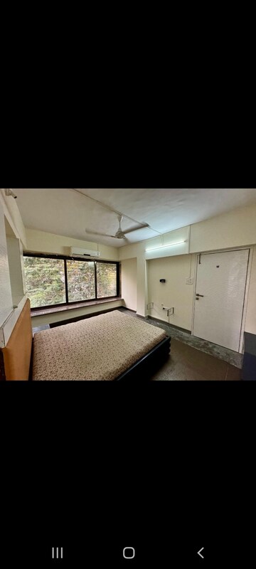 Bedroom in 2 BHK Apartment at Kurla West – for Rent