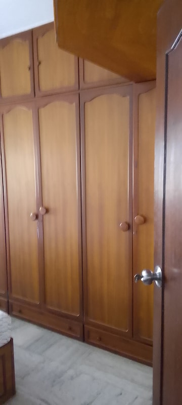 Furnished Amenities in 1.5 BHK Apartment at Satellite Glory, Andheri East – for Rent