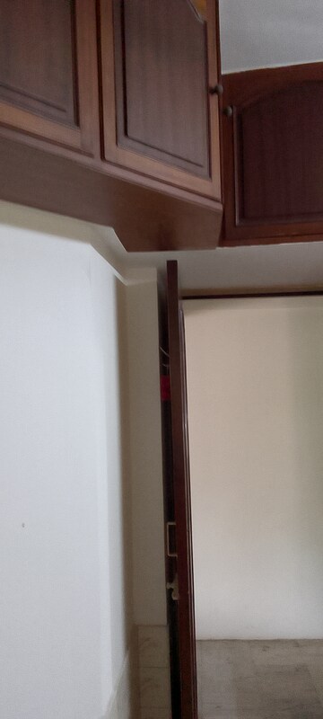 Building Lobby in 1.5 BHK Apartment at Satellite Glory, Andheri East – for Rent
