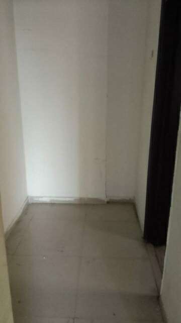 Room in 2 BHK Apartment at Nitishree Aura Chimera, Raj Nagar Extension – for Rent