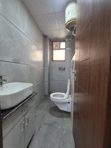 Bathroom in 3 BHK Apartment at Palm Residency Chhatarpur, Chattarpur – for Rent