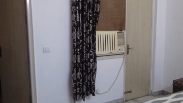  3 BHK Builder Floor at Savitri Nagar – for Sale