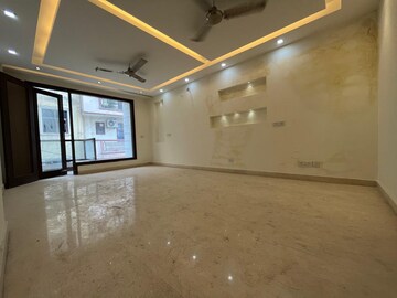Room in 3 BHK Apartment at Palm Residency Chhatarpur, Chattarpur – for Rent