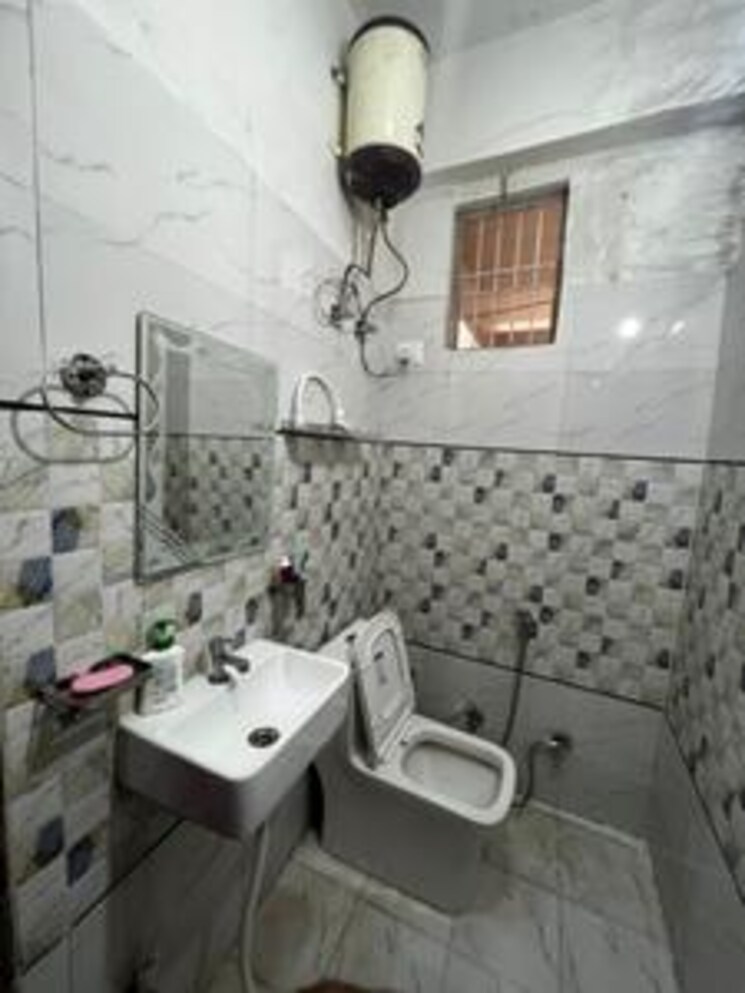 Master Bedroom, dlf-vibhuti-khand 2 Bedroom 1313 Sq.Ft. Builder Floor In Gomti Nagar Lucknow 8440931