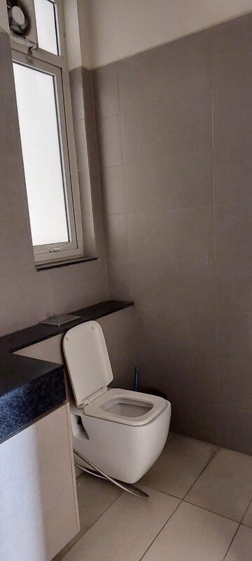 Bathroom in 3 BHK Apartment at Pioneer Park Phase 1, Sector 61 – for Rent