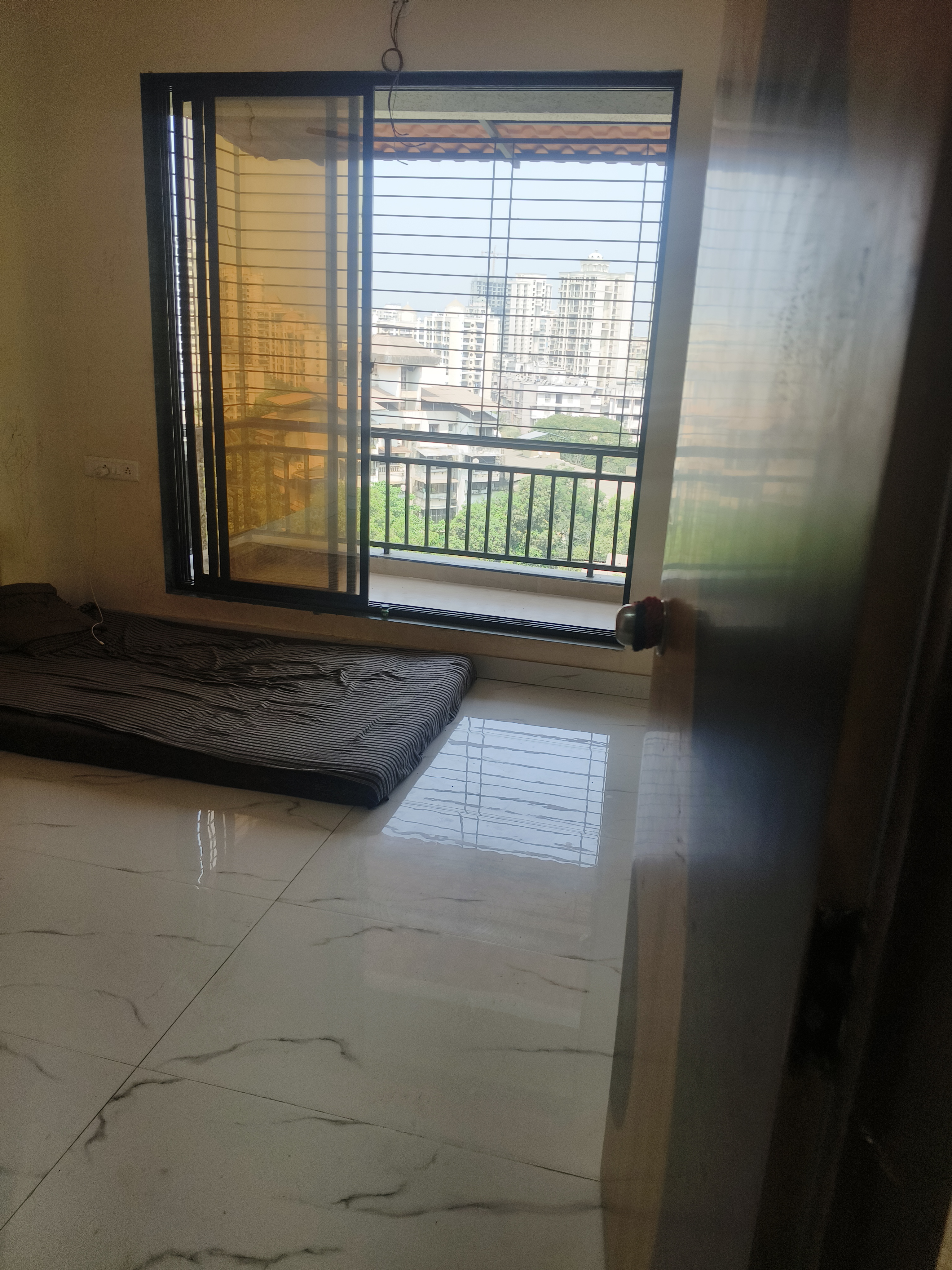 1 BHK 630 Sq.Ft. Apartment in Om Vishal Raj Apartment