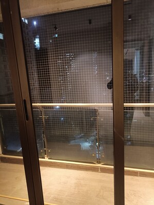 Room in 3 BHK Apartment at RNA Grande, Kandivali West – for Sale