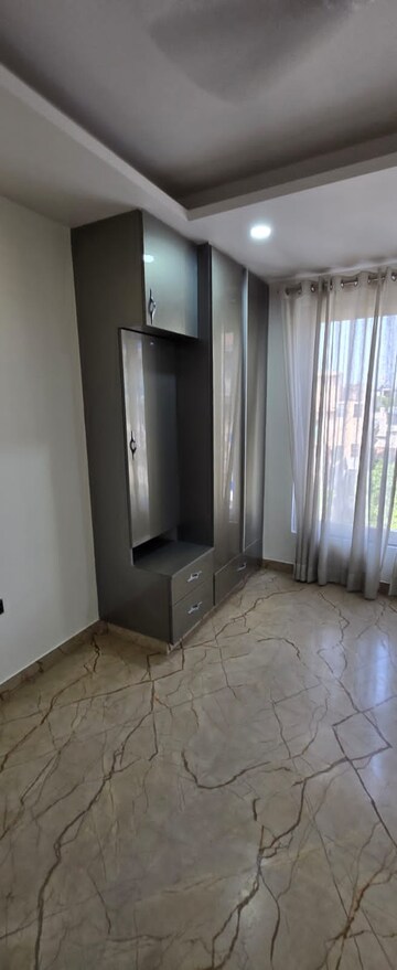 Master Bedroom in 2 BHK Builder Floor at Rajouri Garden – for Rent