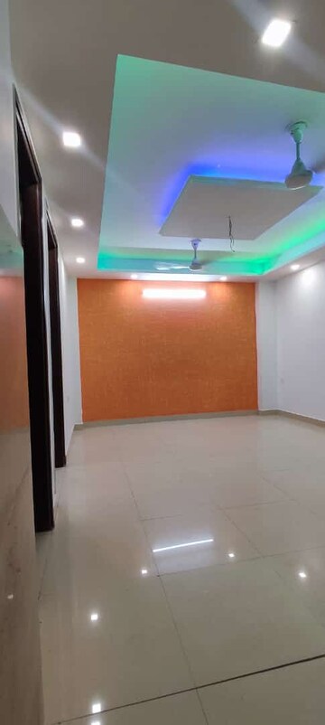 2 BHK Builder Floor For Rent in Ignou Road