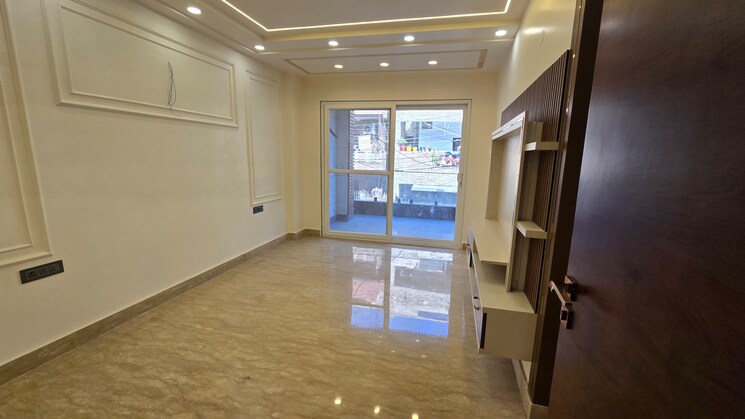 Master Bedroom, rajouri garden 3 Bedroom 200 Sq.Yd. Builder Floor In Rajouri Garden Delhi 8441588