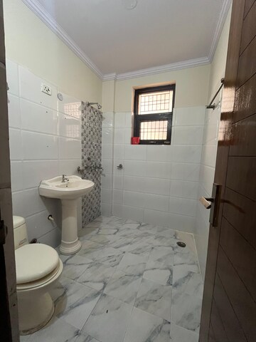 Bathroom in 2 BHK Builder Floor at Sainik Plaza, Sector 49 – for Sale