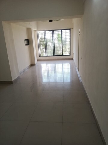 2 BHK Apartment For Rent in Shree Vaishno Neelkanth Apartment, Malad East