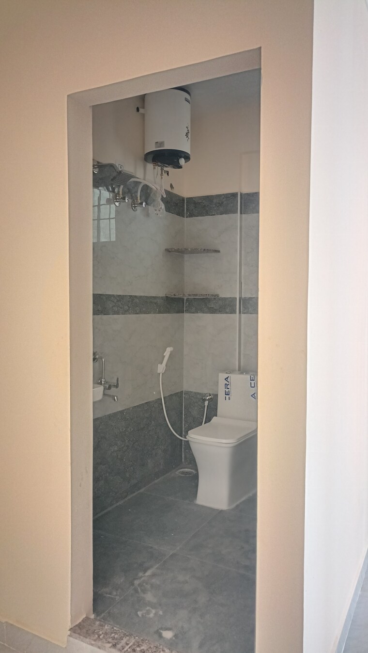 Bathroom, neeladri nagar 6+ Bedroom 1500 Sq.Ft. Independent House In Neeladri Nagar Bangalore 8441632