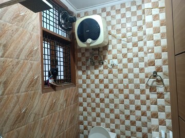 Master Bedroom in 2 BHK Builder Floor at Saket – for Rent