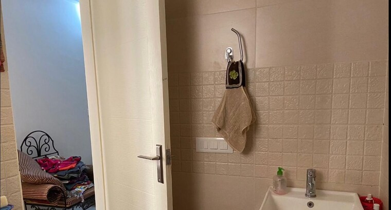 undefined, sbp-gateway-of-dreams 3 Bedroom 1800 Sq.Ft. Apartment In Dhakoli Zirakpur 8441625