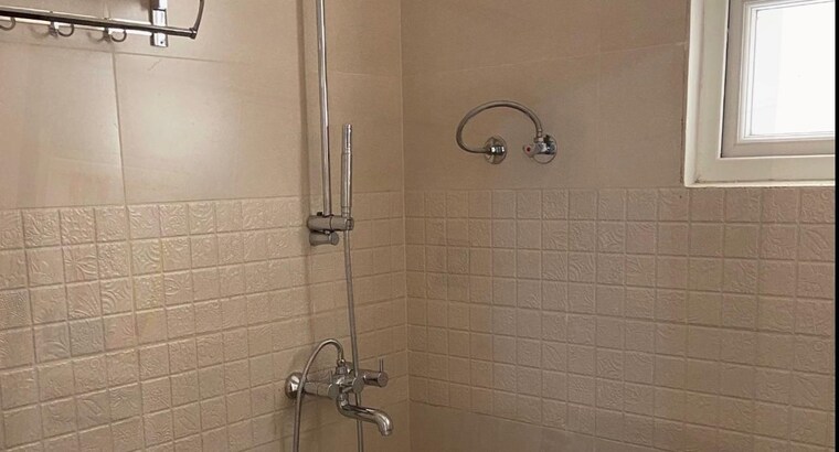 Bathroom, sbp-gateway-of-dreams 3 Bedroom 1800 Sq.Ft. Apartment In Dhakoli Zirakpur 8441625