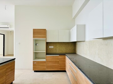 2 BHK Apartment For Rent in Omkar Alta Monte, Malad East