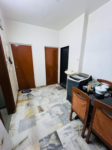  2 BHK Apartment at Thaltej – for Rent