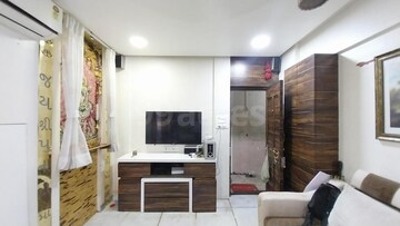 Living Room in 2 BHK Apartment at Rashmi Complex Teen Hath Naka, Dharamveer Nagar – for Rent