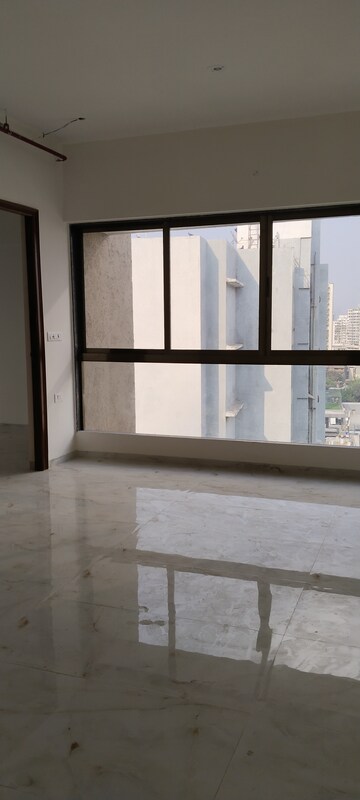 Room in 3 BHK Apartment at Aristo 1515 Moneco, Prabhadevi – for Rent